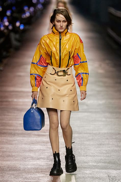 louis vuitton bavul|Louis Vuitton pre fall collection.